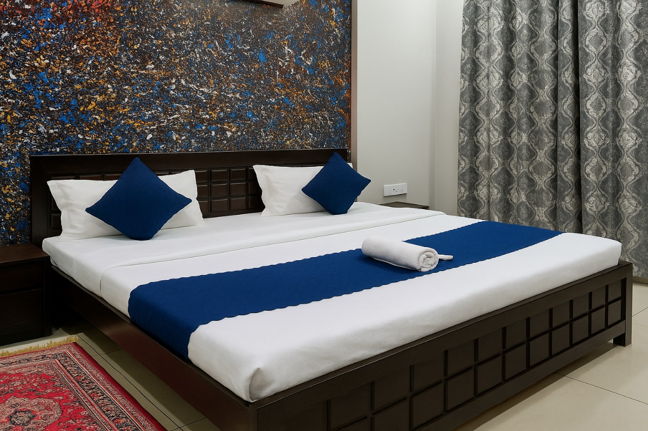 Blue theme room Hotel DS Villa Mansarovar Jaipur